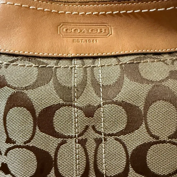 Coach Tan and Brown Shoulder Bag - Picture 2 of 7
